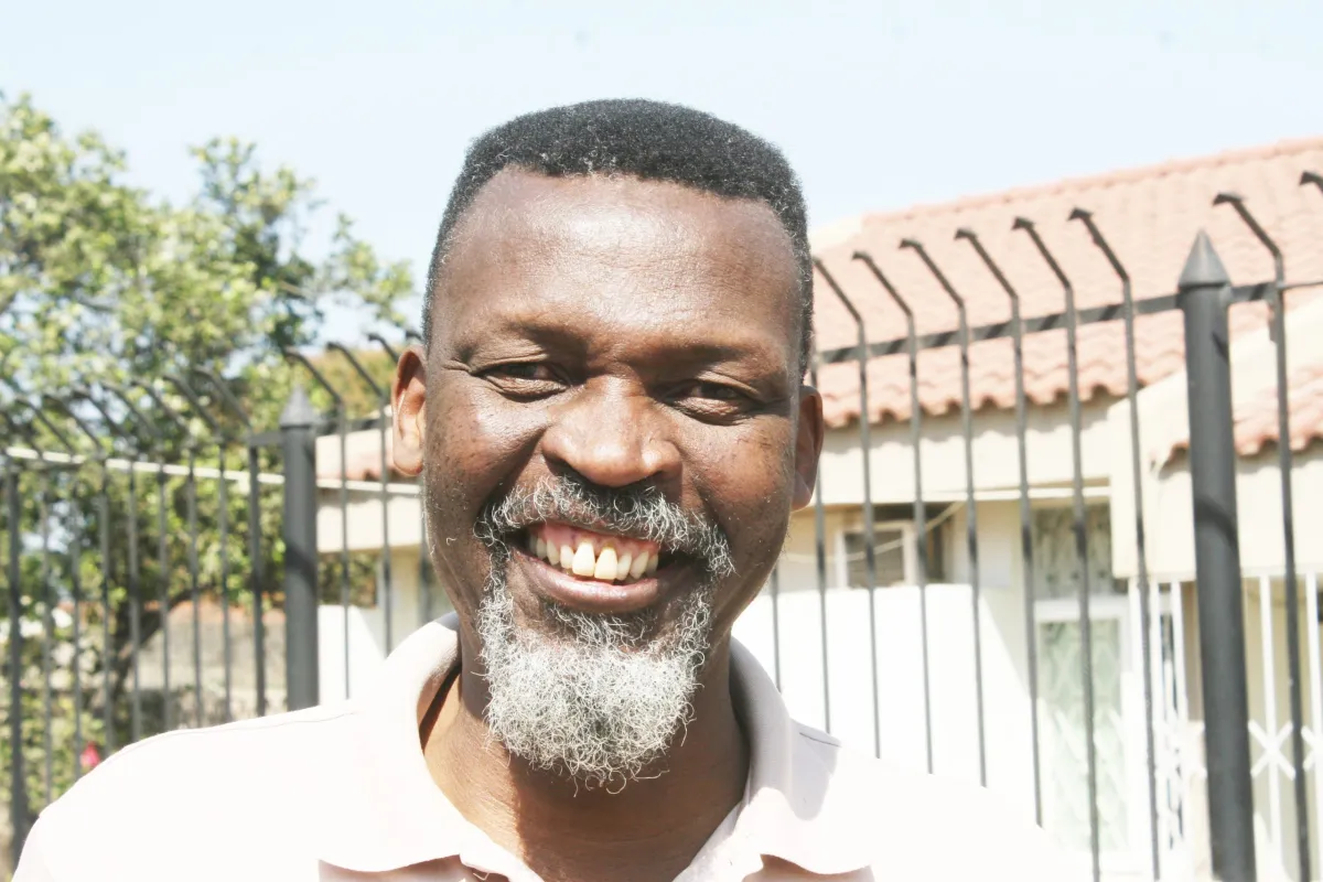 Sérgio Zimba lança “Dzimbadas”