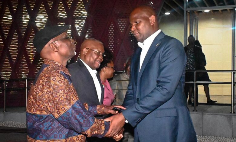 Exaltada contribuição de Tomaz Salomão no desenvolvimento de Moçambique