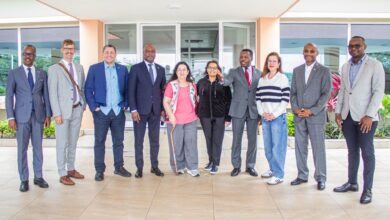 Parlamentares canadianos de visita a Moçambique