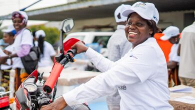 SECTOR PESQUEIRO NA ZAMBÉZIA: Mais de 100 mulheres recebem “kits” de trabalho