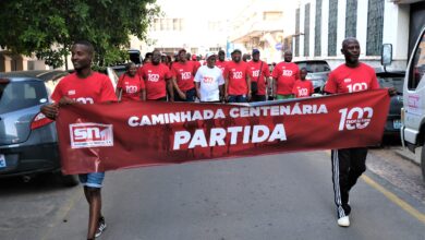 Caminhada marca 100 anos do jornal Notícias