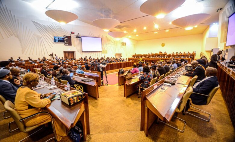 Parlamento aprova na generalidade Lei de controlo do tabaco