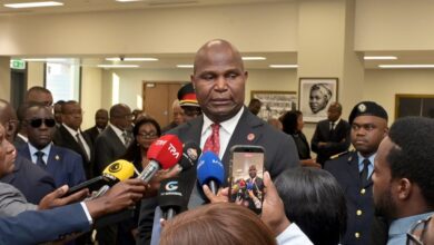 Chapo capta novos parceiros à margem da Cimeira de Luanda