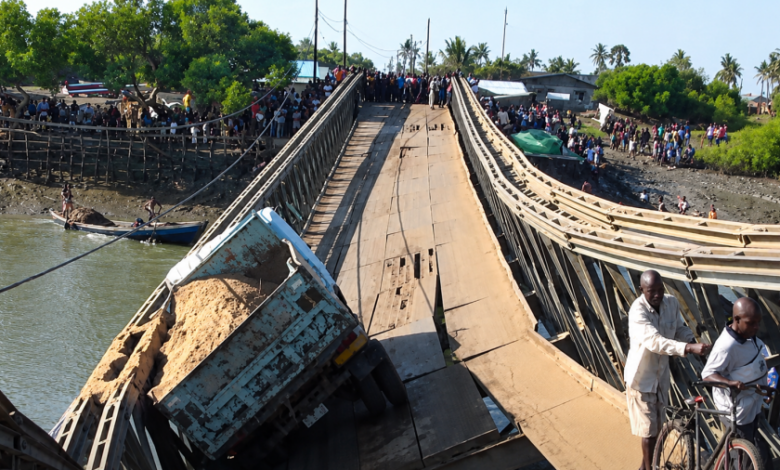 Queda de ponte corta ligação entre o bairro de Incídua e a Cidade de Quelimane