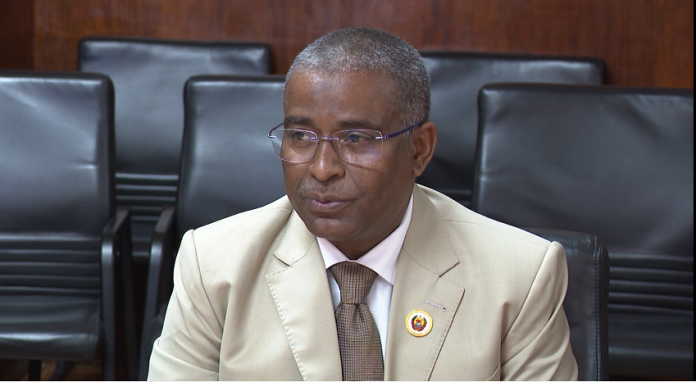 Ministro da Saúde mobiliza parcerias para fortalecer o sector em Moçambique