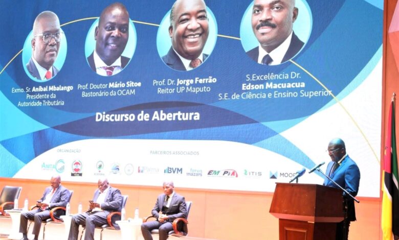 AT reitera compromisso na formação de contabilistas