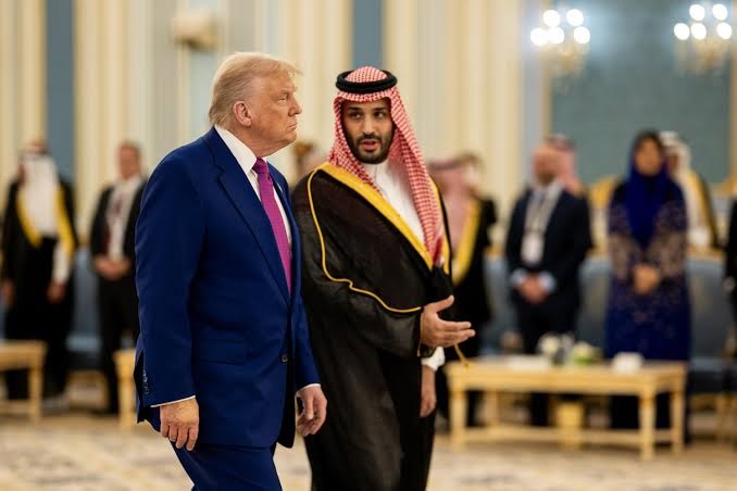 Arábia Saudita sinaliza que não quer depender somente dos EUA