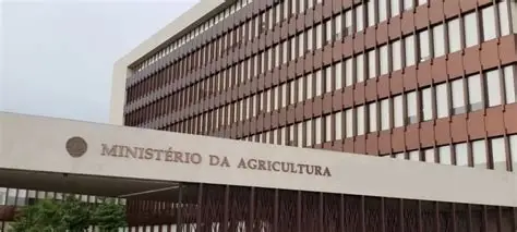 Ministério da agricultura, ambiente e pescas  implementa vários programas a nível dos regadios, para torná-los sustentáveis, através do aumento da produção e produtividade.
