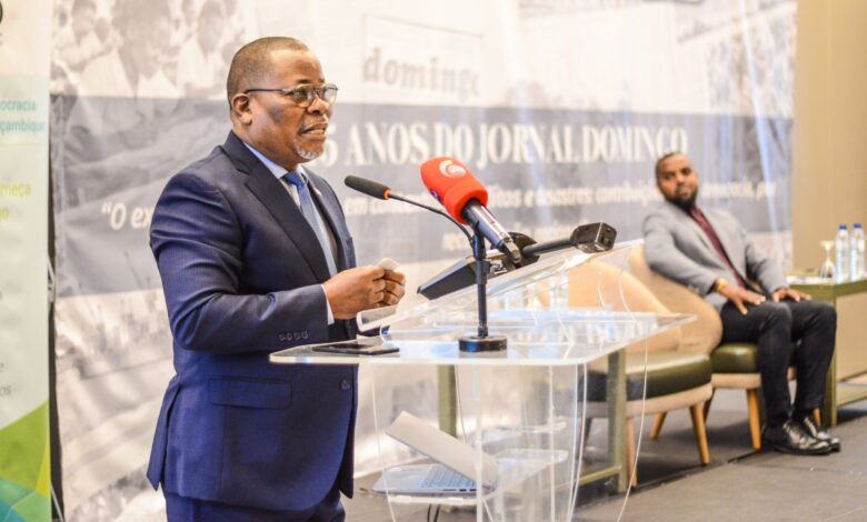 “Domingo” continua a produzir conteúdos para um debate plural e qualificado