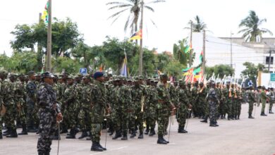 Chapo recebe saudação das FADM