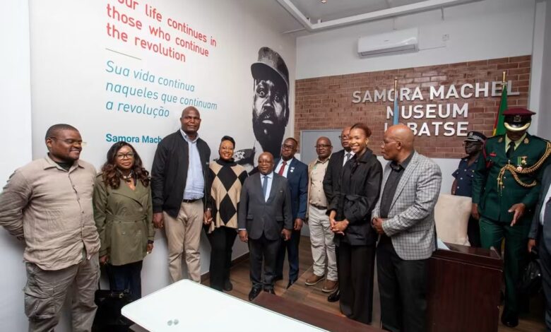 PR visita museu Samora Machel em Lobatsi