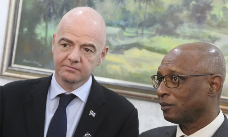 Presidente da FIFA reúne-se com líderes das federações africanas em Cabo Verde