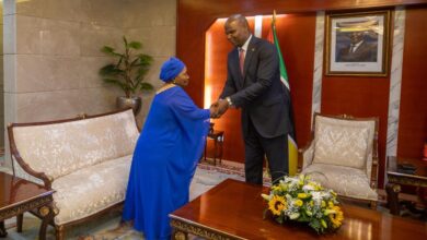 Chapo recebe Nkosazana Dlamini-Zuma